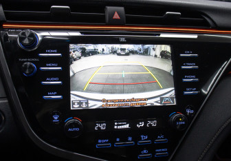 Подержанный автомобиль Toyota Camry Sedan 2020 года (18 фото)