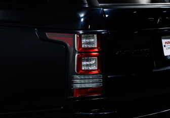 Подержанный автомобиль Land Rover Range Rover 2017 года (17 фото)