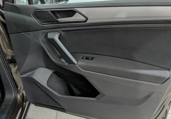 Подержанный автомобиль Volkswagen Tiguan 2019 года (25 фото)