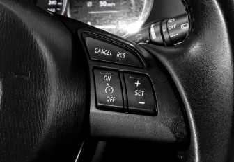 Подержанный автомобиль Mazda CX-5 2012 года (21 фото)