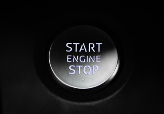 Подержанный автомобиль Audi Q5 2018 года (18 фото)