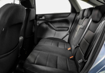 Подержанный автомобиль Ford Focus Hatchback 2010 года (10 фото)