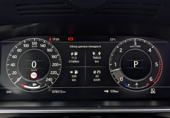 Подержанный автомобиль Land Rover Range Rover Sport 2021 года (16 фото)