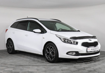 Подержанный автомобиль Kia Ceed Wagon 2013 года (3 фото)