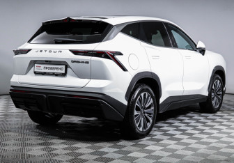 Подержанный автомобиль Jetour Dashing 2023 года (5 фото)