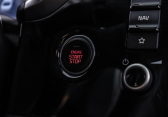 Подержанный автомобиль Kia Rio Sedan 2022 года (13 фото)