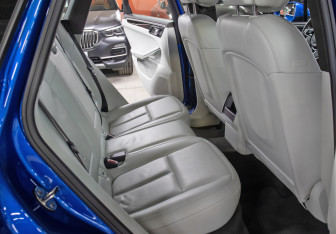 Подержанный автомобиль Porsche Macan 2015 года (12 фото)