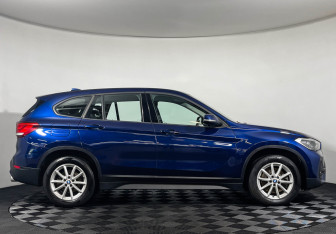 Подержанный автомобиль BMW X1 2019 года (6 фото)