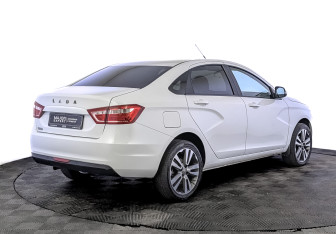 Подержанный автомобиль LADA (ВАЗ) Vesta Sedan 2022 года (5 фото)