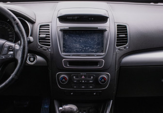 Подержанный автомобиль Kia Sorento 2014 года (14 фото)