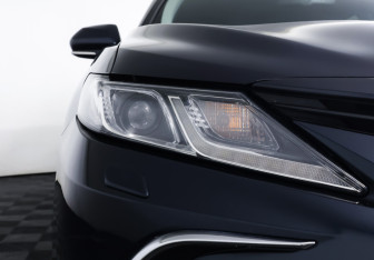 Подержанный автомобиль Toyota Camry Sedan 2020 года (21 фото)