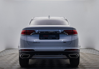 Подержанный автомобиль Geely Tugella 2022 года (4 фото)