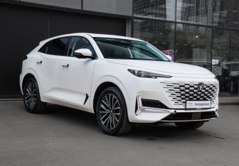 Подержанный автомобиль Changan UNI-K 2023 года (24 фото)
