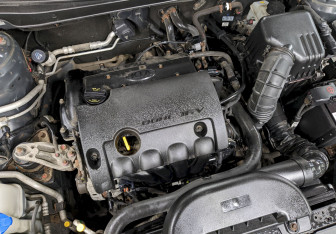 Подержанный автомобиль Kia Ceed Hatchback 2012 года (9 фото)