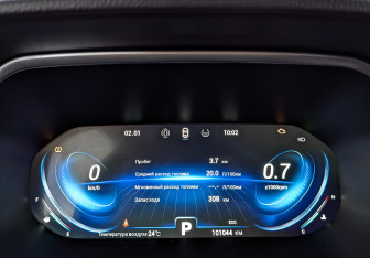 Подержанный автомобиль Chery Tiggo 8 Pro 2021 года (16 фото)