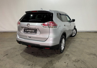 Подержанный автомобиль Nissan X-Trail 2018 года (6 фото)
