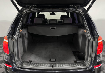 Подержанный автомобиль BMW X3 2013 года (9 фото)