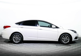 Подержанный автомобиль Hyundai i40 Sedan 2016 года (4 фото)