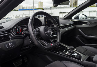 Подержанный автомобиль Audi A5 Liftback 2020 года (11 фото)