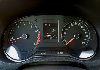 Подержанный автомобиль Volkswagen Polo Sedan 2018 года (23 фото)