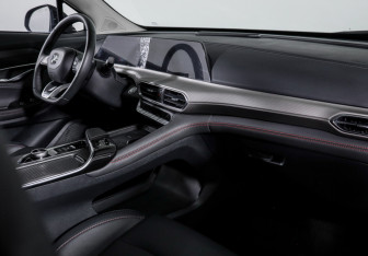 Подержанный автомобиль Changan UNI-T 2023 года (9 фото)