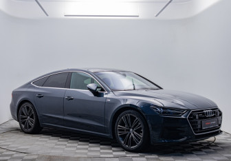 Подержанный автомобиль Audi A7 2020 года (7 фото)
