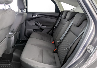 Подержанный автомобиль Ford Focus Hatchback 2018 года (21 фото)