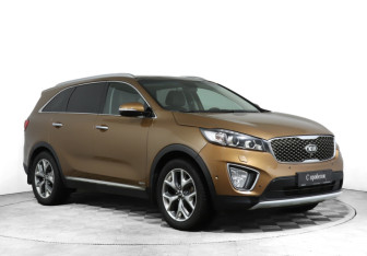 Подержанный автомобиль Kia Sorento 2017 года (3 фото)