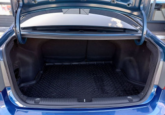 Подержанный автомобиль Kia Rio Sedan 2012 года (10 фото)