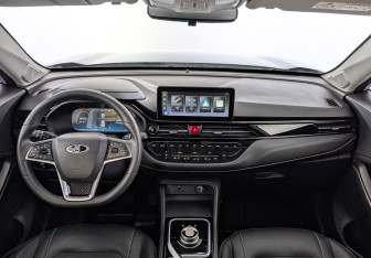 Подержанный автомобиль Москвич 3е 2023 года (14 фото)