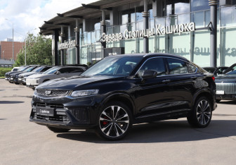 Подержанный автомобиль Geely Tugella 2022 года (24 фото)