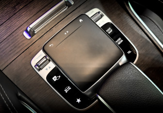 Подержанный автомобиль Mercedes-Benz GLE 2019 года (27 фото)