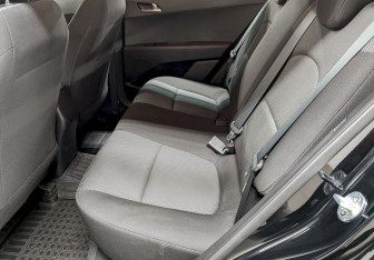 Подержанный автомобиль Hyundai Creta 2018 года (15 фото)