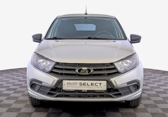 Подержанный автомобиль LADA (ВАЗ) Granta Liftback 2021 года (2 фото)
