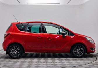 Подержанный автомобиль Opel Meriva 2014 года (6 фото)