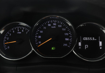 Подержанный автомобиль Renault Duster 2019 года (11 фото)