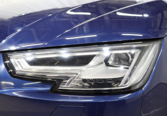 Подержанный автомобиль Audi A4 Sedan 2017 года (25 фото)