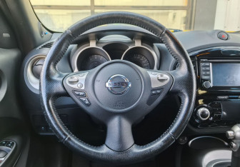 Подержанный автомобиль Nissan Juke 2014 года (13 фото)