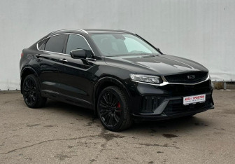 Подержанный автомобиль Geely Tugella 2023 года (3 фото)