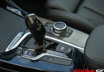 Подержанный автомобиль BMW X3 2019 года (15 фото)