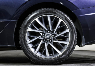 Подержанный автомобиль Hyundai Sonata 2019 года (29 фото)