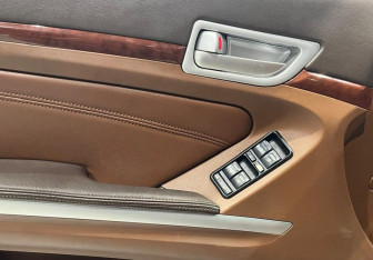 Подержанный автомобиль Hawtai Boliger 2015 года (8 фото)