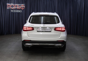 Подержанный автомобиль Mercedes-Benz GLC Coupe 2017 года (6 фото)