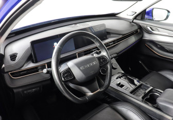 Подержанный автомобиль Exeed LX 2023 года (9 фото)