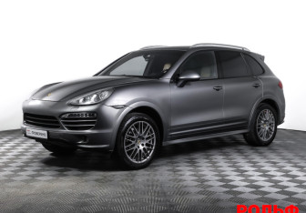 Подержанный автомобиль Porsche Cayenne 2012 года (1 фото)