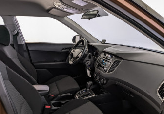 Подержанный автомобиль Hyundai Creta 2016 года (13 фото)