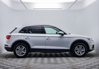 Подержанный автомобиль Audi Q5 2018 года (4 фото)
