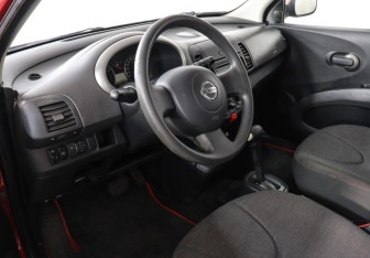 Подержанный автомобиль Nissan Micra Hatchback 2005 года (9 фото)