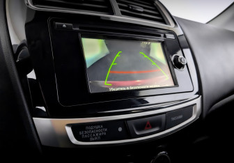 Подержанный автомобиль Mitsubishi ASX 2014 года (27 фото)