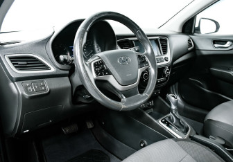 Подержанный автомобиль Hyundai Solaris Sedan 2018 года (9 фото)